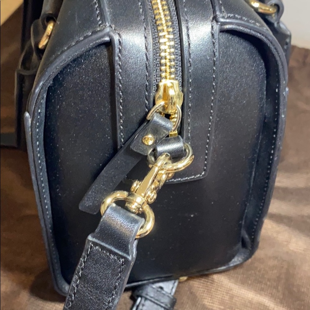 Stylish And Functional! - image 6